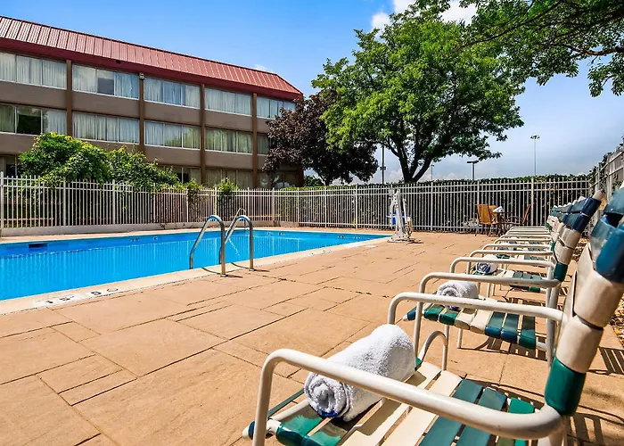Western Chicago Hotel